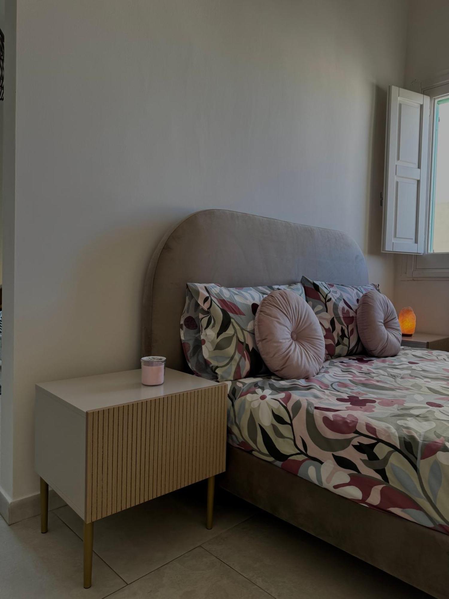 L&S Rooms Монополи Екстериор снимка